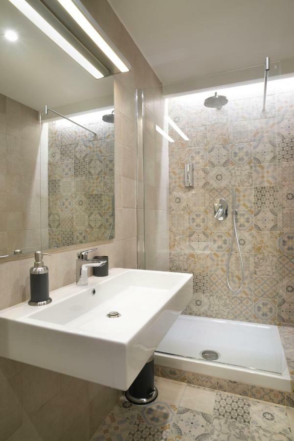 B&B Emme21 Napoli Dış mekan fotoğraf